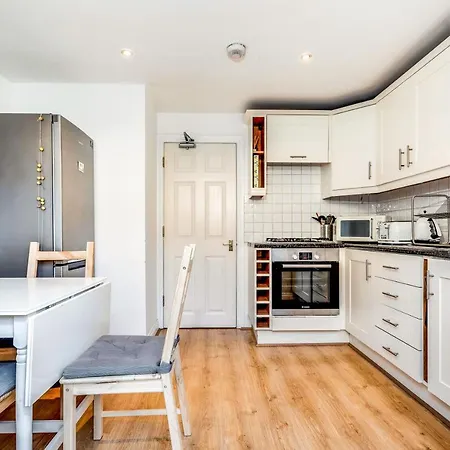 3 Bedroom Townhouse Near South Park Oxford - Close To City Centre ! Exterior photo