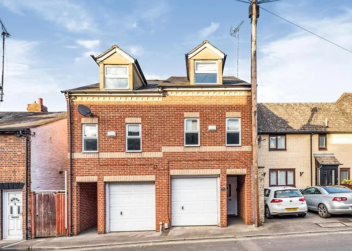 3 Bedroom Townhouse Near South Park Oxford - Close To City Centre !