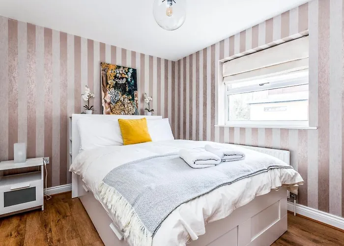 3 Bedroom Townhouse Near South Park Oxford - Close To City Centre !