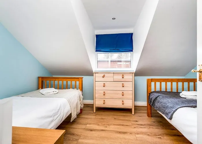 3 Bedroom Townhouse Near South Park Oxford - Close To City Centre !