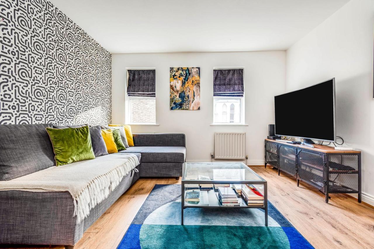 Apartment 3 Bedroom Townhouse Near South Park - Close To Centre ! Oxford