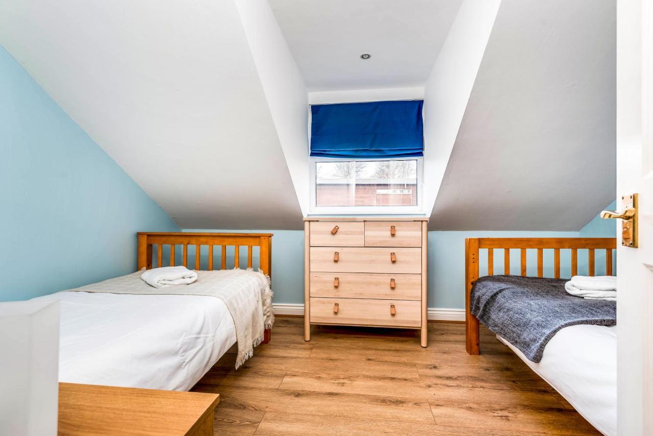 Apartment 3 Bedroom Townhouse Near South Park - Close To Centre ! Oxford